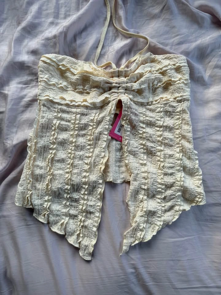 edikted ruffle textured front split top - photo 2