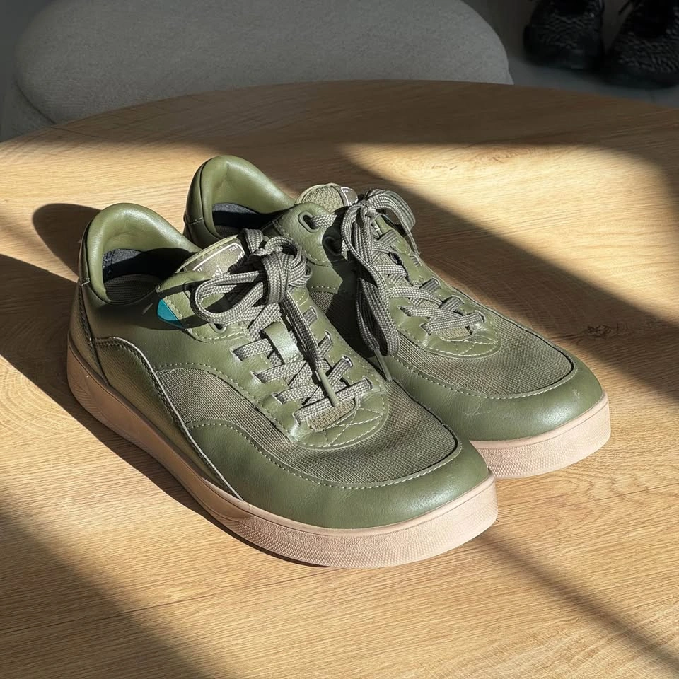 Vessi Courtside Classic Sneaker Waterproof Size 9 - photo 2