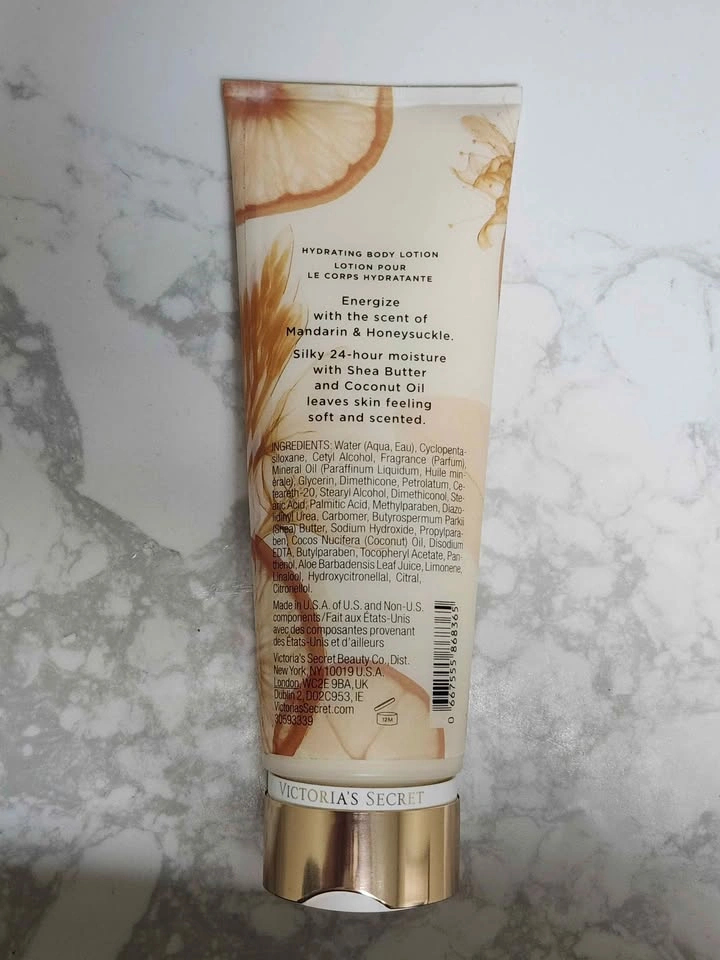 Victoria's Secret Hydrating Body Lotion - Mandarin & Honeysuckle - photo 2