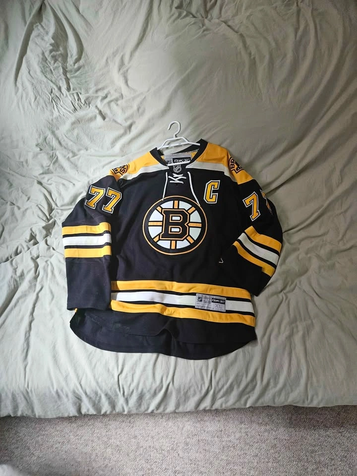 Boston Bruins Ray Bourque and more - photo 2
