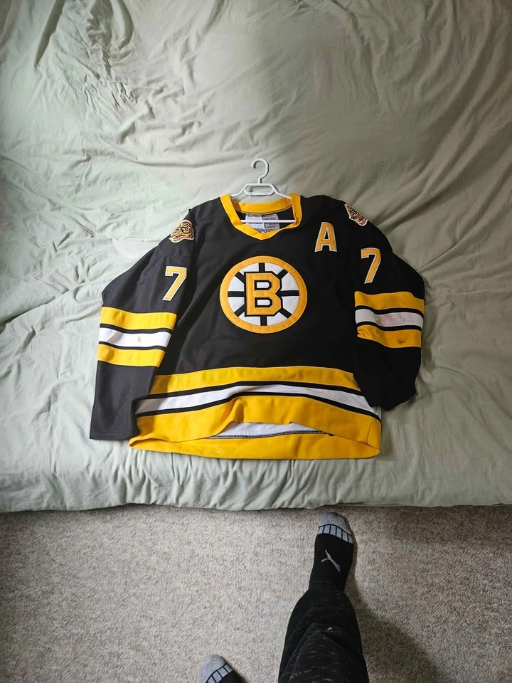 Boston Bruins Ray Bourque and more - photo 4