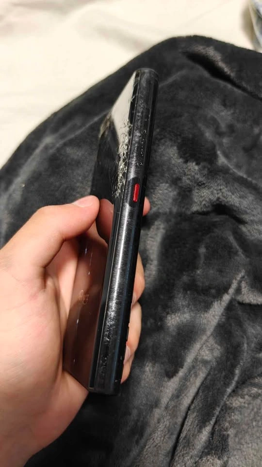 Broken Unihertz Titan Slim - photo 3