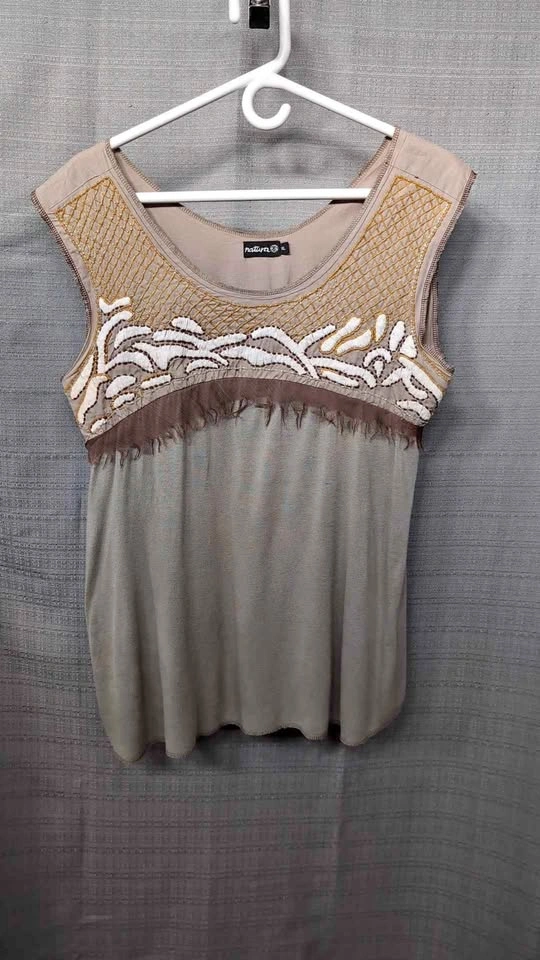 Natura XL Embroidered Sleeveless Top