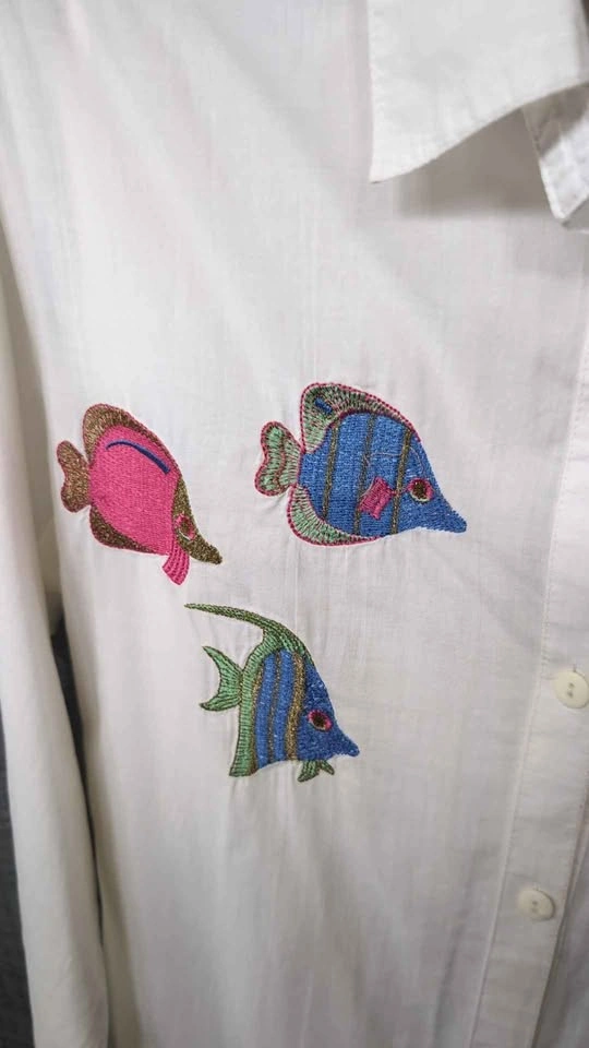 White Two-Piece Embroidered Tropical Fish Shirt and Tank Set - photo 3