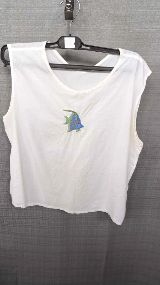 White Two-Piece Embroidered Tropical Fish Shirt and Tank Set - photo 4