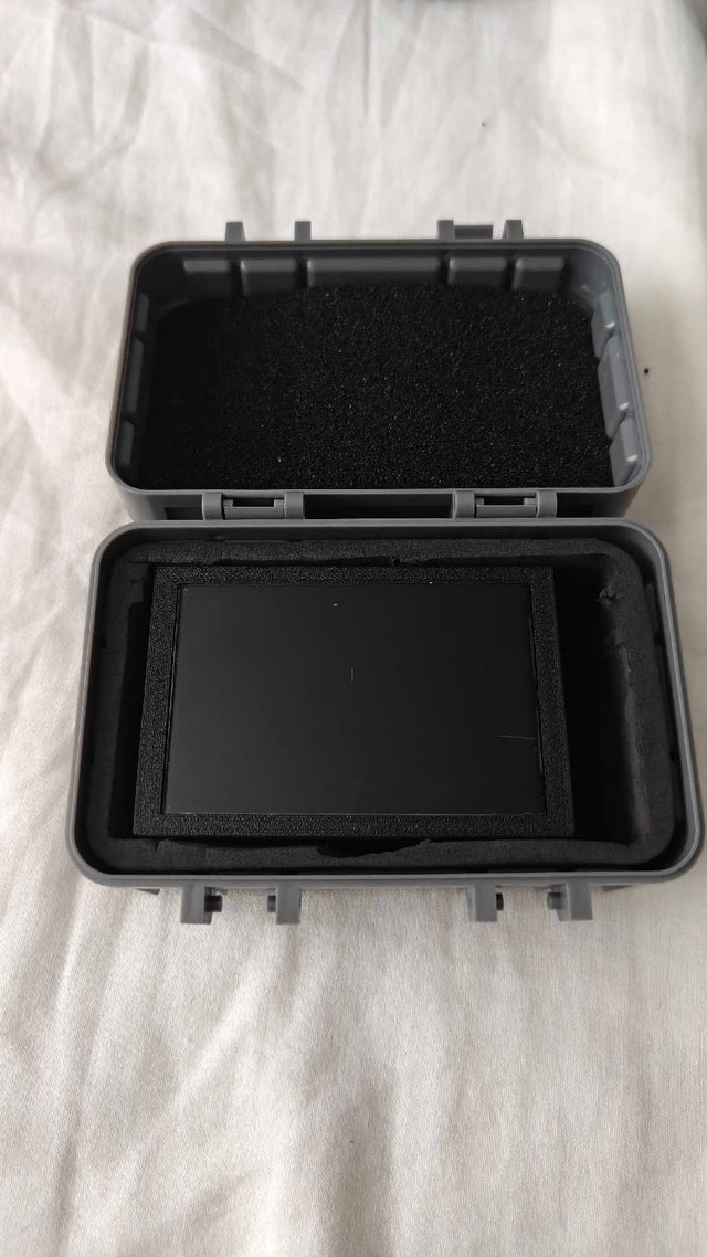 Vivo X Flip with custom 3d printed case