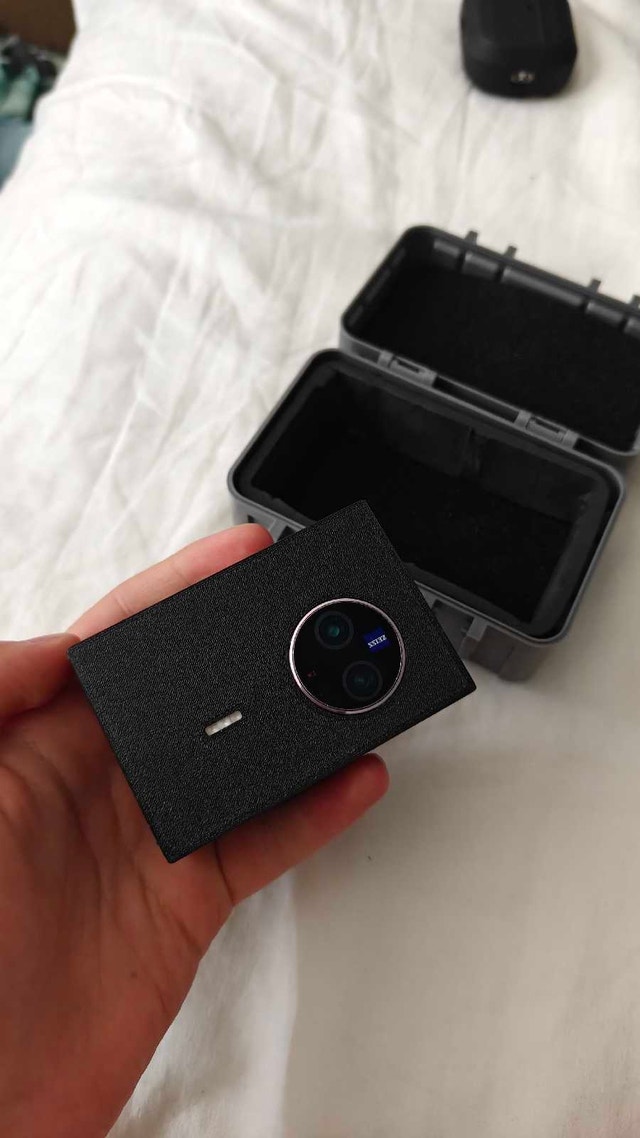 Vivo X Flip with custom 3d printed case - photo 4