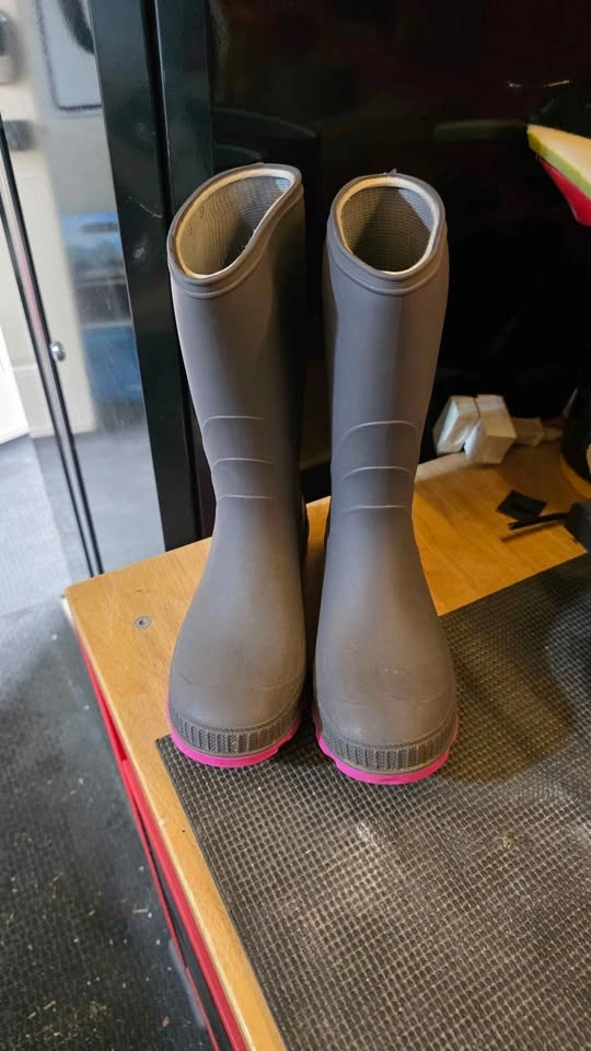 Kamick Rain boots - Size 4 - photo 2