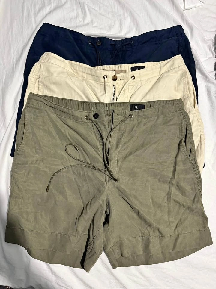 NEW - Banana Republic Linen Shorts Bundle of 3 Size L