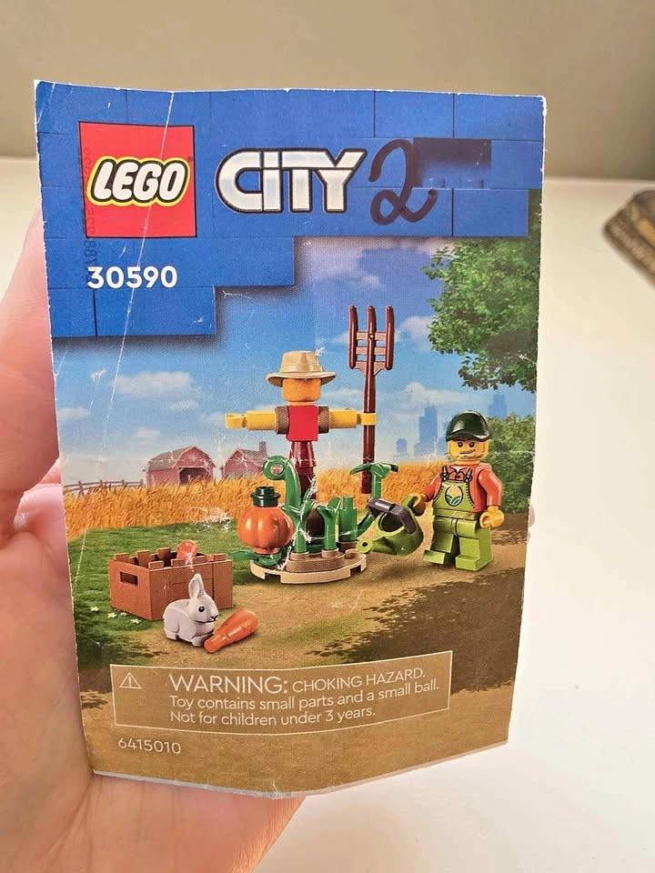 LEGO City 30590 Farm Garden & Scarecrow