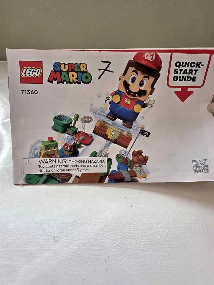 LEGO Super Mario Adventures with Mario Starter Course 71360