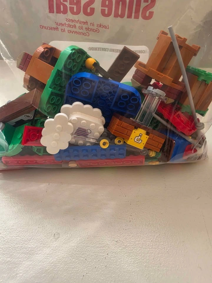 LEGO Super Mario Adventures with Mario Starter Course 71360 - photo 2