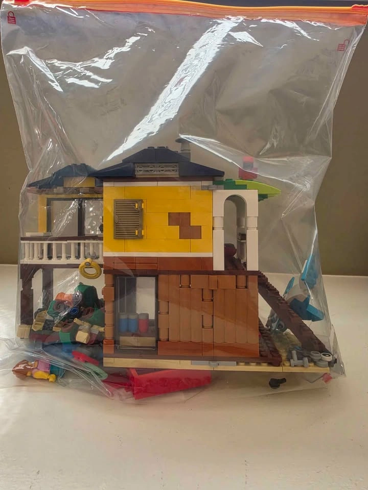LEGO Creator 3-in-1 Surfer Beach House 31118 - photo 2