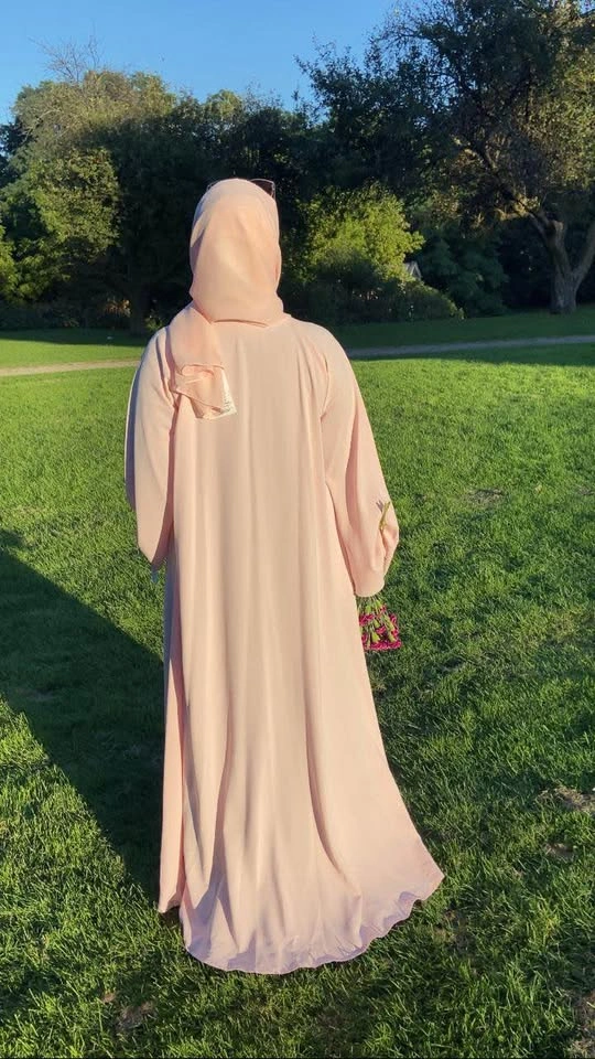 Luxury Silk-Touch Blush Pink Abaya Set (with Free Hijab) - photo 5