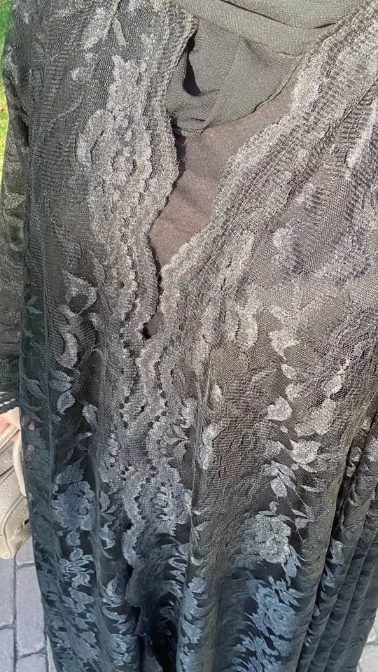 Luxury Black Lace Abaya Set (with Free Hijab) - photo 3