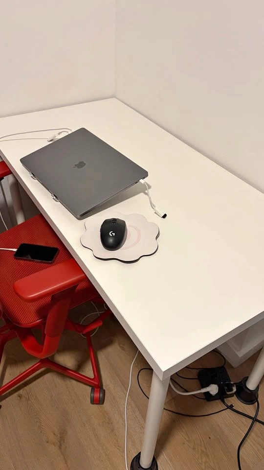 Ikea white Desk/ Table