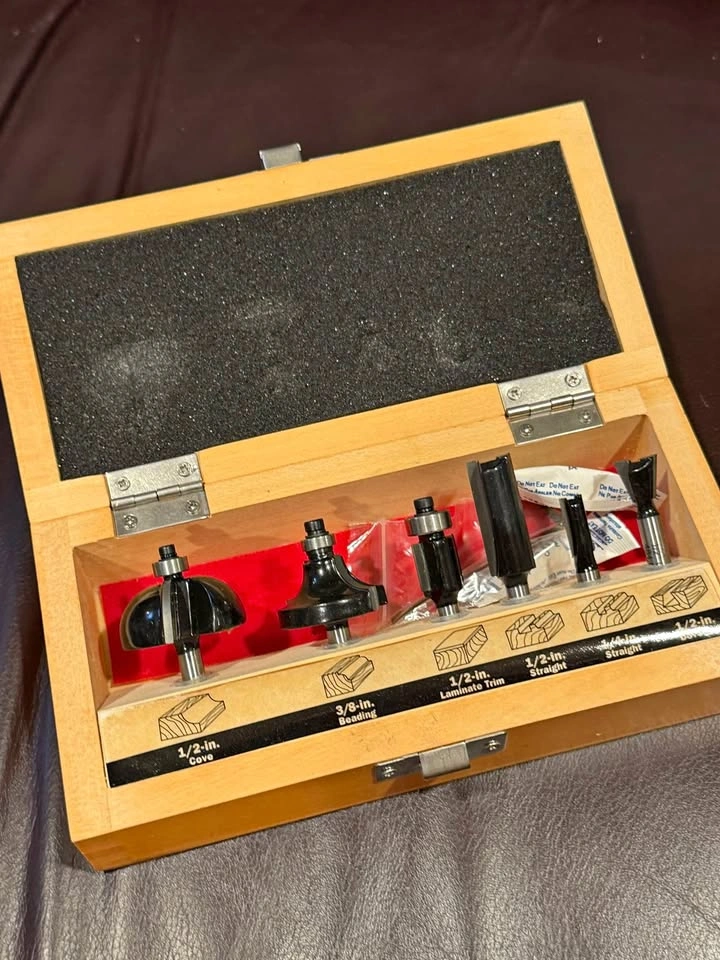 Craftsman 6-Piece Router Bit Set with Wooden Case