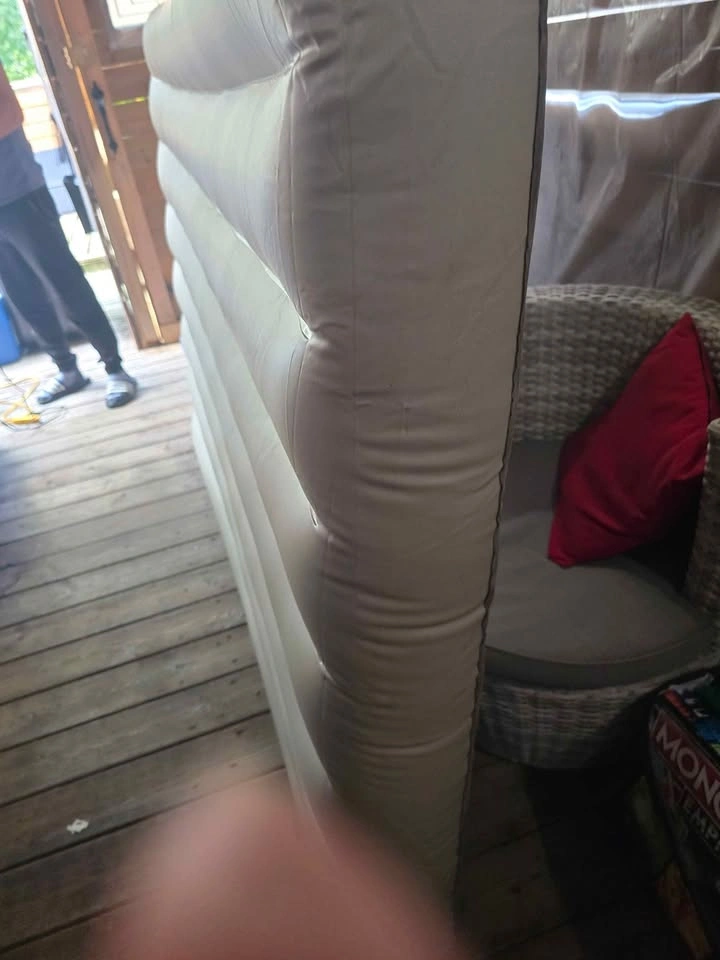 Ozark Trail Double / Full Size Air Mattress (Pickup Toronto) - photo 2