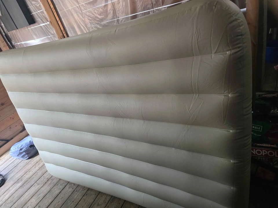 Ozark Trail Double / Full Size Air Mattress (Pickup Toronto) - photo 4