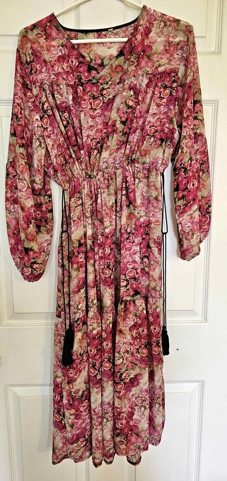 Brand New Pink Floral V-Neck Tiered Maxi Dress - Size XL