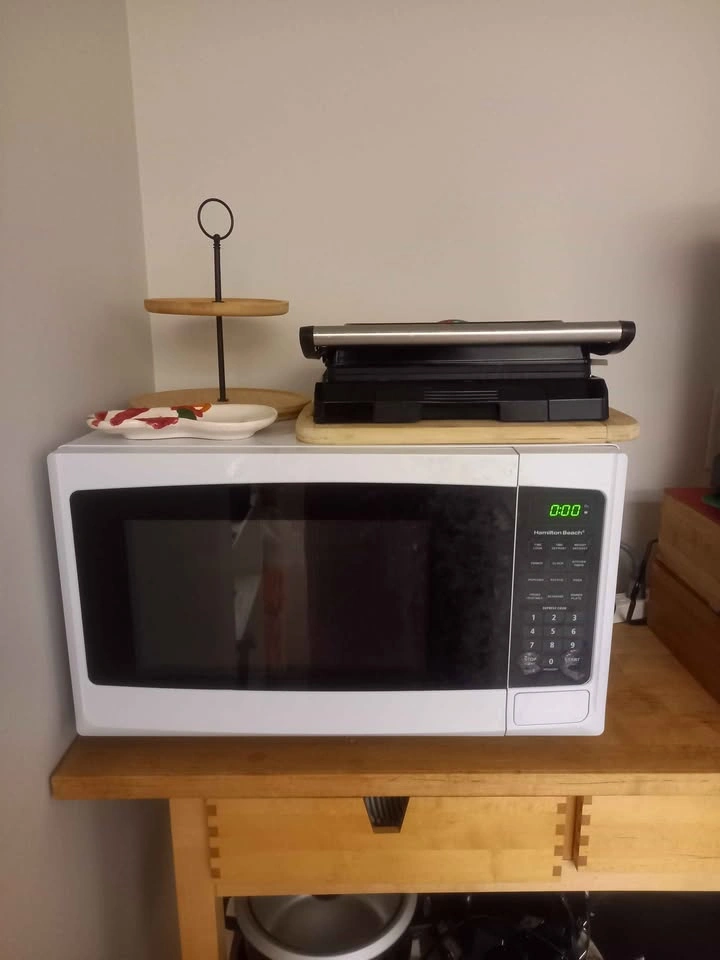 Countertop Hamilton Beach Microwave 1.1 Cu - photo 2