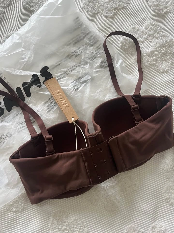 SKIMS Fits Everybody Strapless Bra 32C - photo 3
