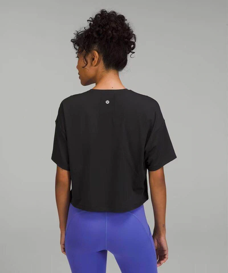 Lululemon Training T Shirt - photo 2