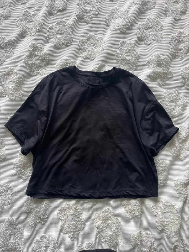 Lululemon Training T Shirt - photo 4