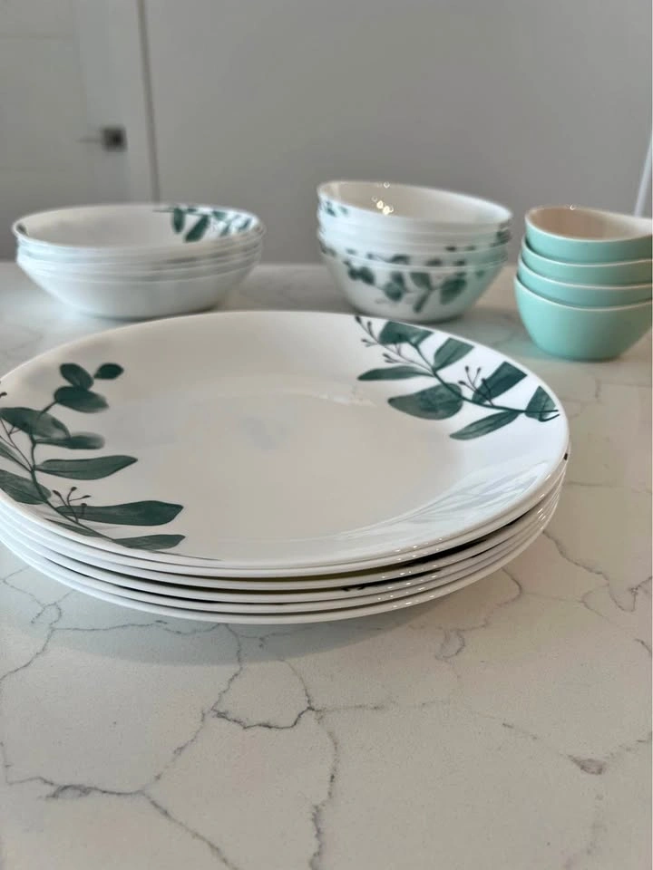 🌿 Dinnerware Set – Plates & Bowls – 22 Pieces