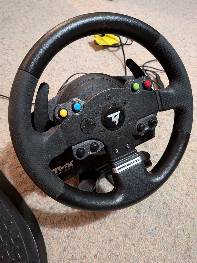 Thrustmaster TMX Force Feedback Racing Wheel and Pedal - photo 2