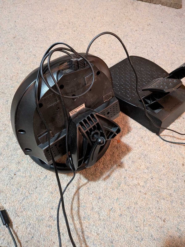 Thrustmaster TMX Force Feedback Racing Wheel and Pedal - photo 5
