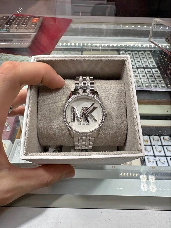 Michael Kors watch for females