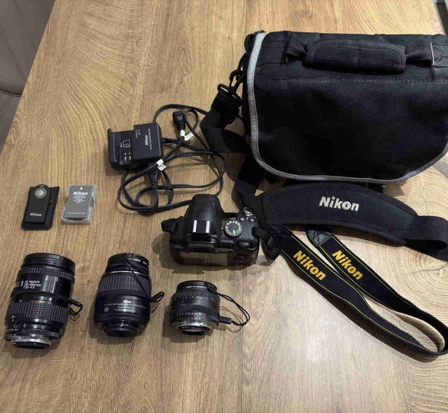 Nikon D3000 with 3 Lenses and accessories