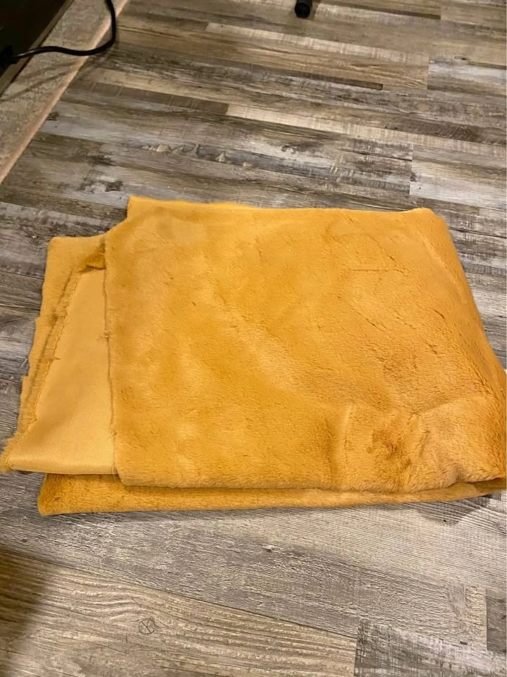 1 yard faux fur