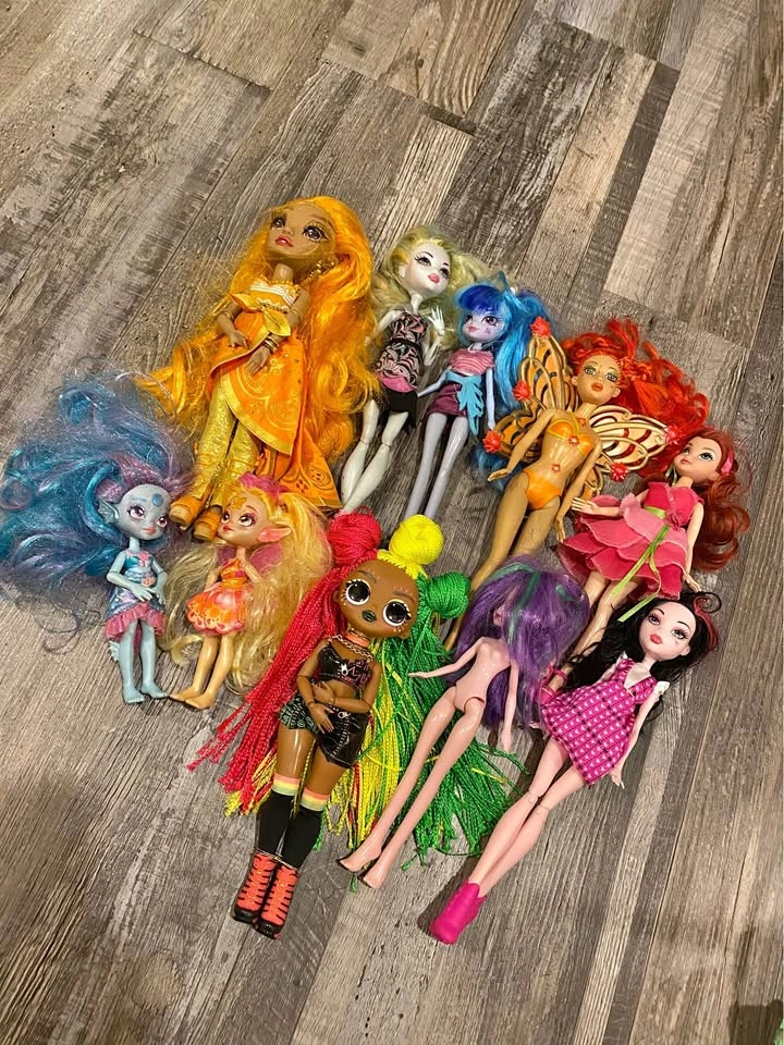 Doll lot
