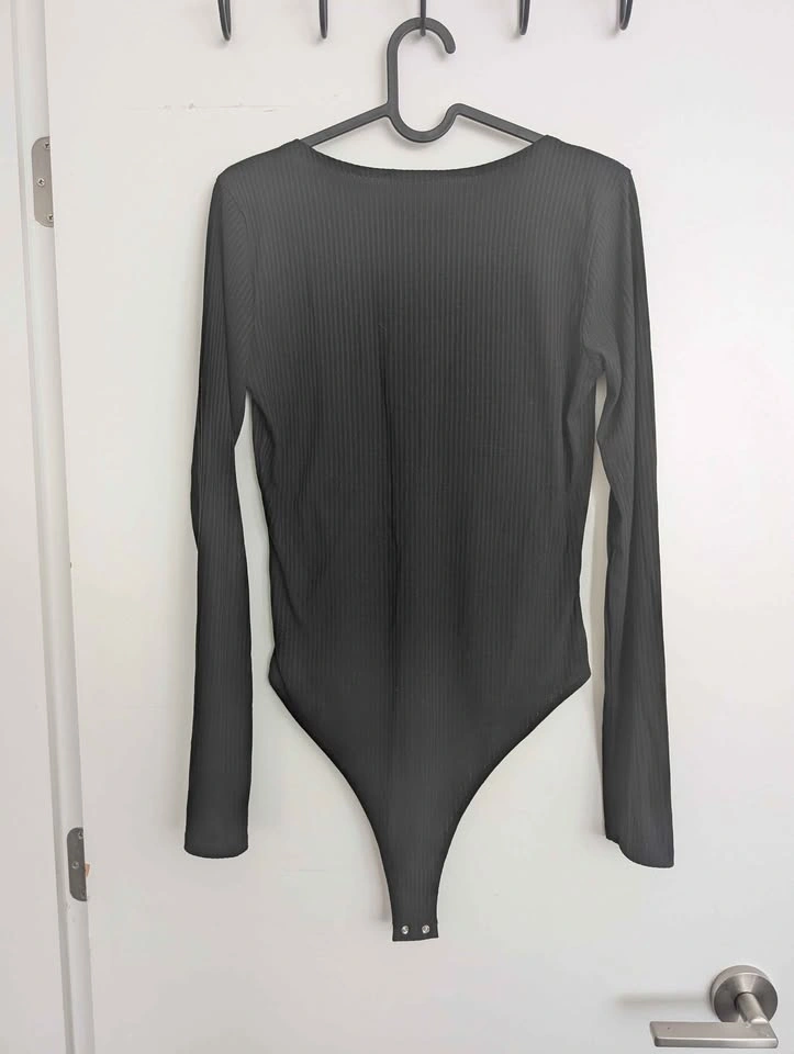 Black Ribbed Long Sleeve Bodysuit - photo 4