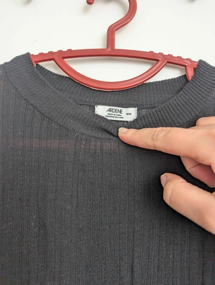 Ardene Black Ribbed Sheer Long-Sleeve Top – Medium - photo 3