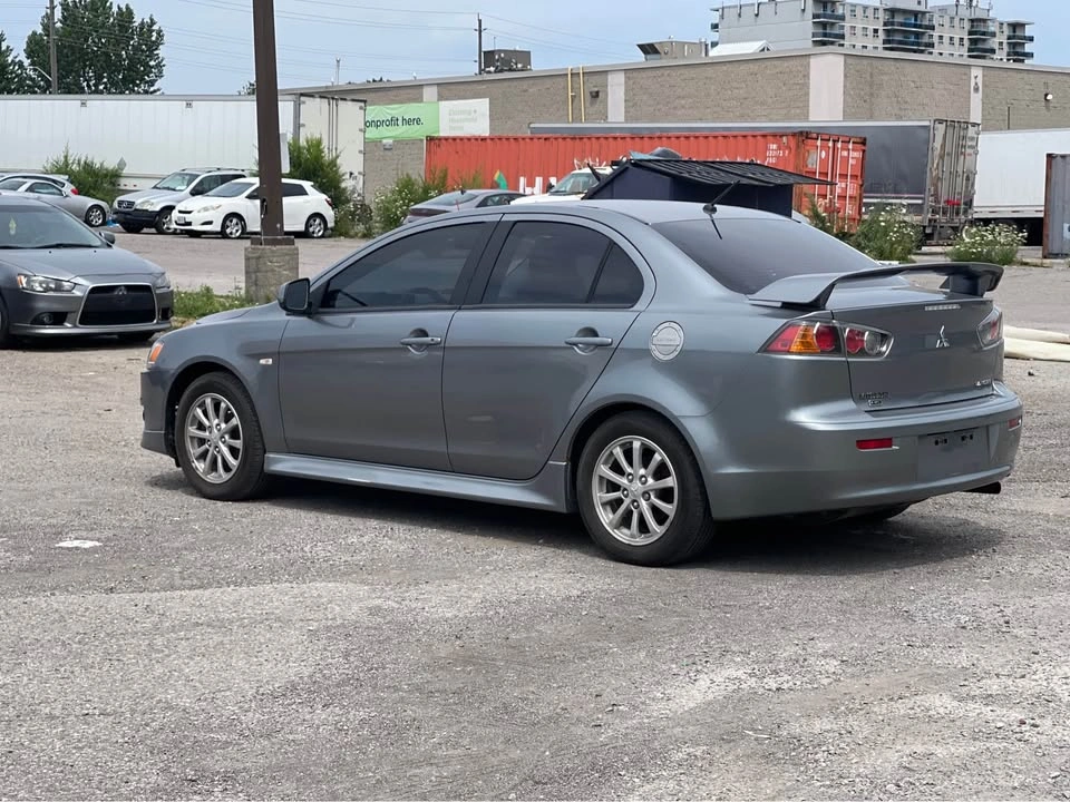 2014 Mitsubishi Lancer - photo 3