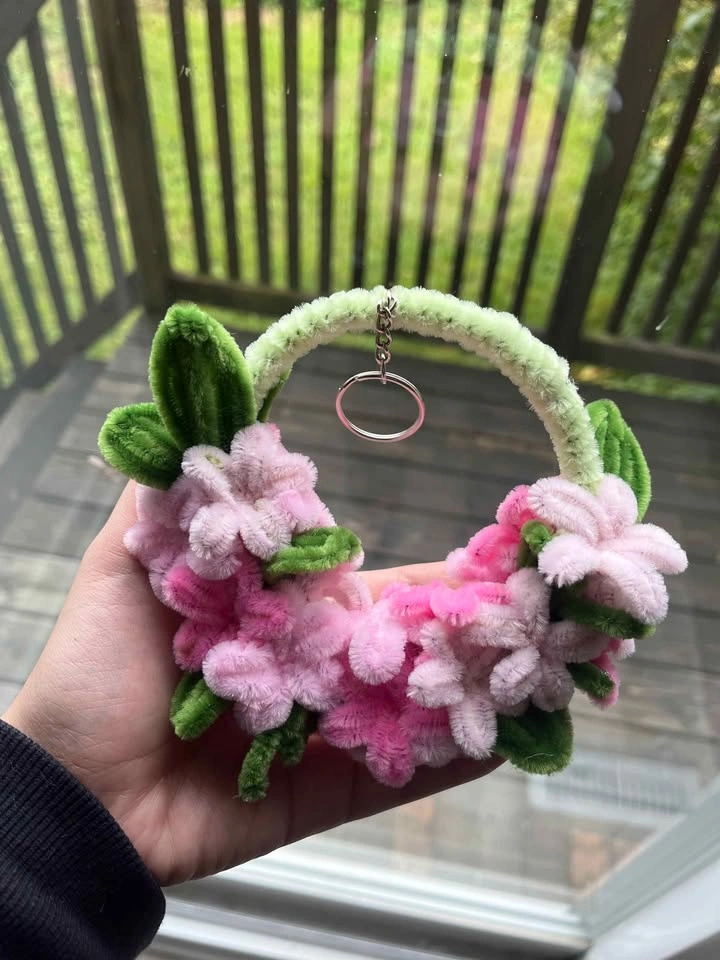 Handmade floral keychain - photo 2