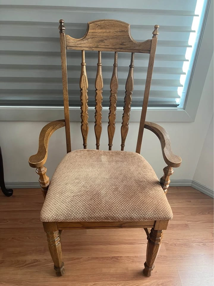 Oak Dining Room Table & 6 Captain/Arm Chairs - photo 2
