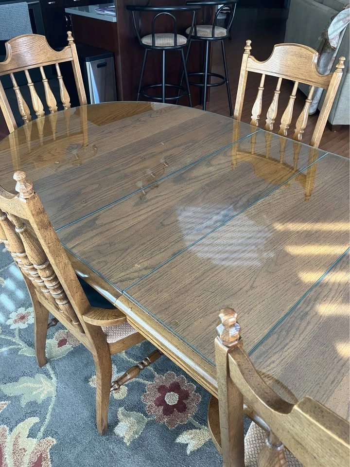 Oak Dining Room Table & 6 Captain/Arm Chairs - photo 3