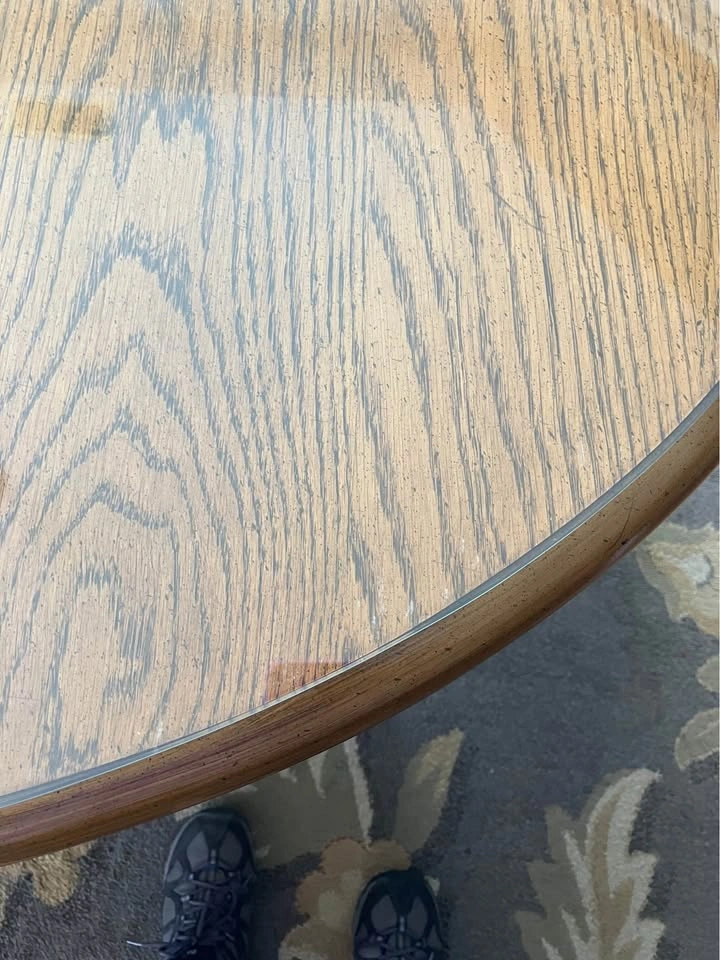 Oak Dining Room Table & 6 Captain/Arm Chairs - photo 4