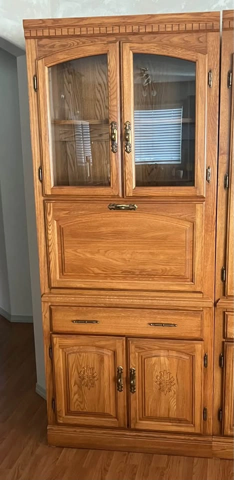 China Cabinet with drop down bar/liquor cabinet - photo 2
