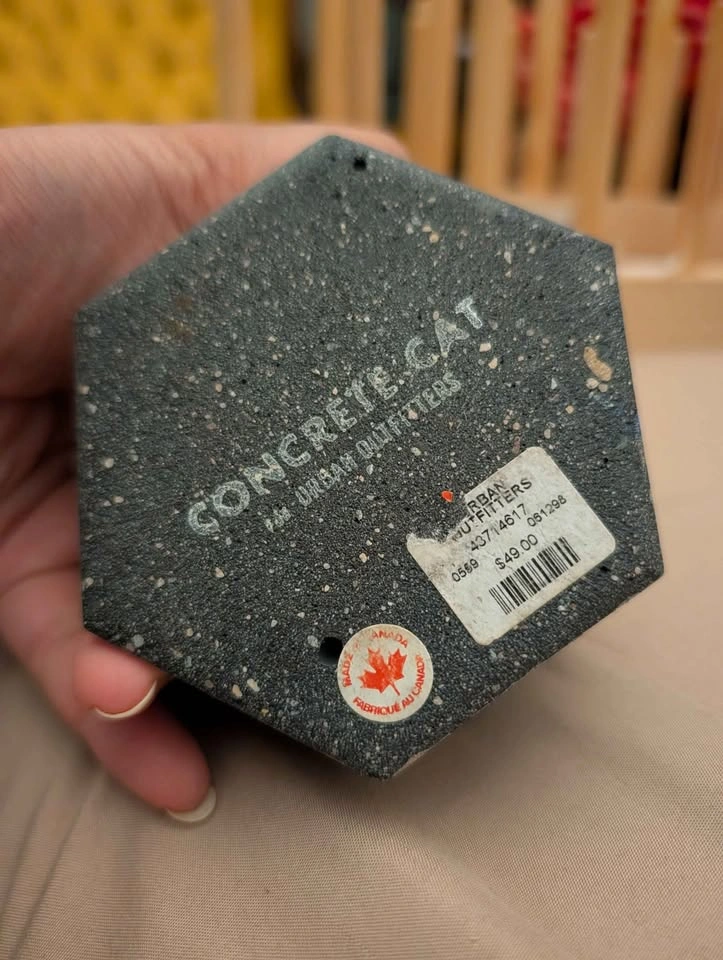 Concrete cat x urban outfitters candle incense multi use vessel - photo 4