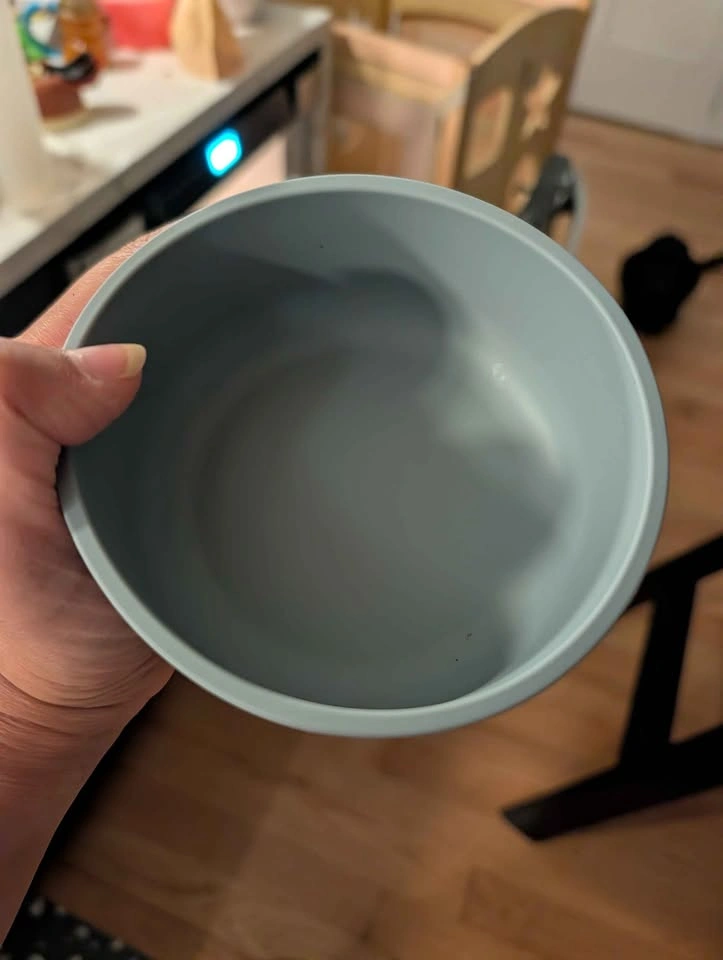 Gray silicone suction bowl - photo 2