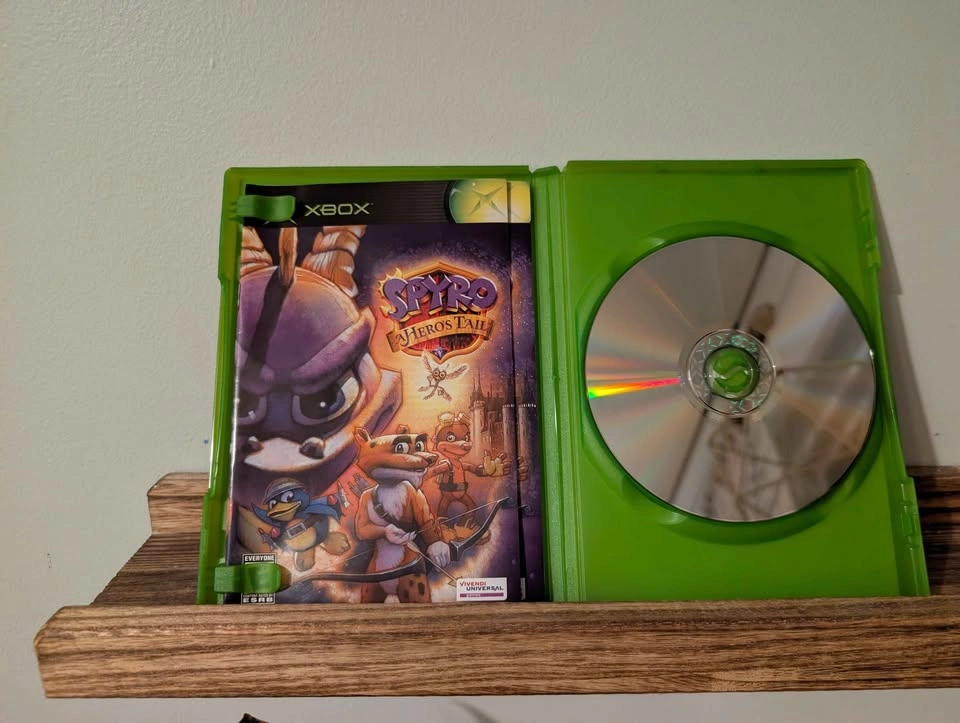 Spyro: A Hero's Tail - Original Xbox - photo 3