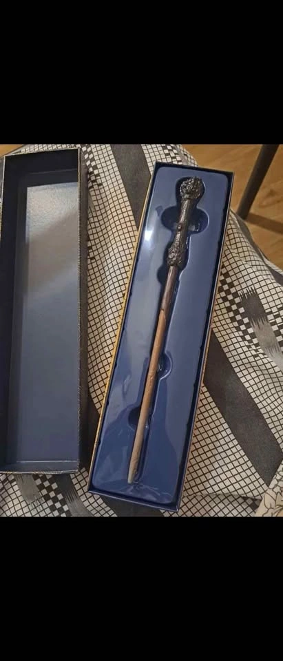 Harry Potter x Tim Hortons Colour-Changing Stir Wand - photo 4
