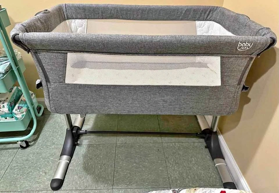 Baby Joy Portable Crib