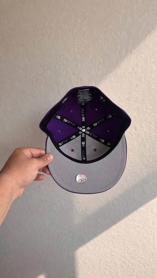 New Era 59FIFTY Blue Jays Purple - 7 1/8 & 3/8 - Brand New - photo 5