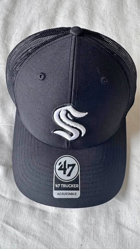 Trucker Hat Adjustable for sale - '47 NHL Seattle Kraken Black
